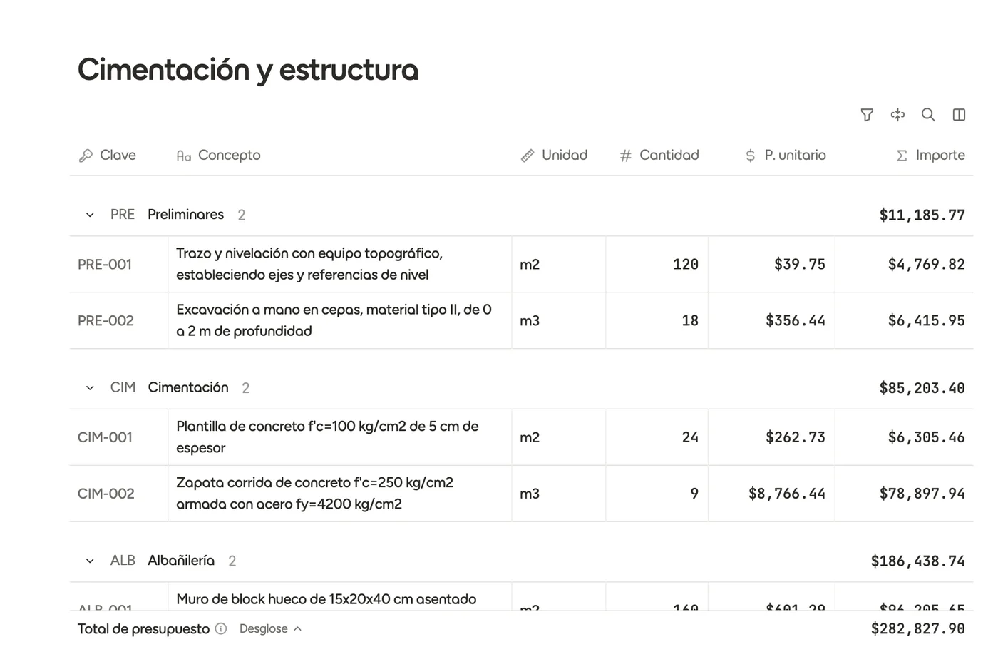 Presupuesto de obra en Slabsz con partidas de preliminares, cimentación y albañilería, y su total